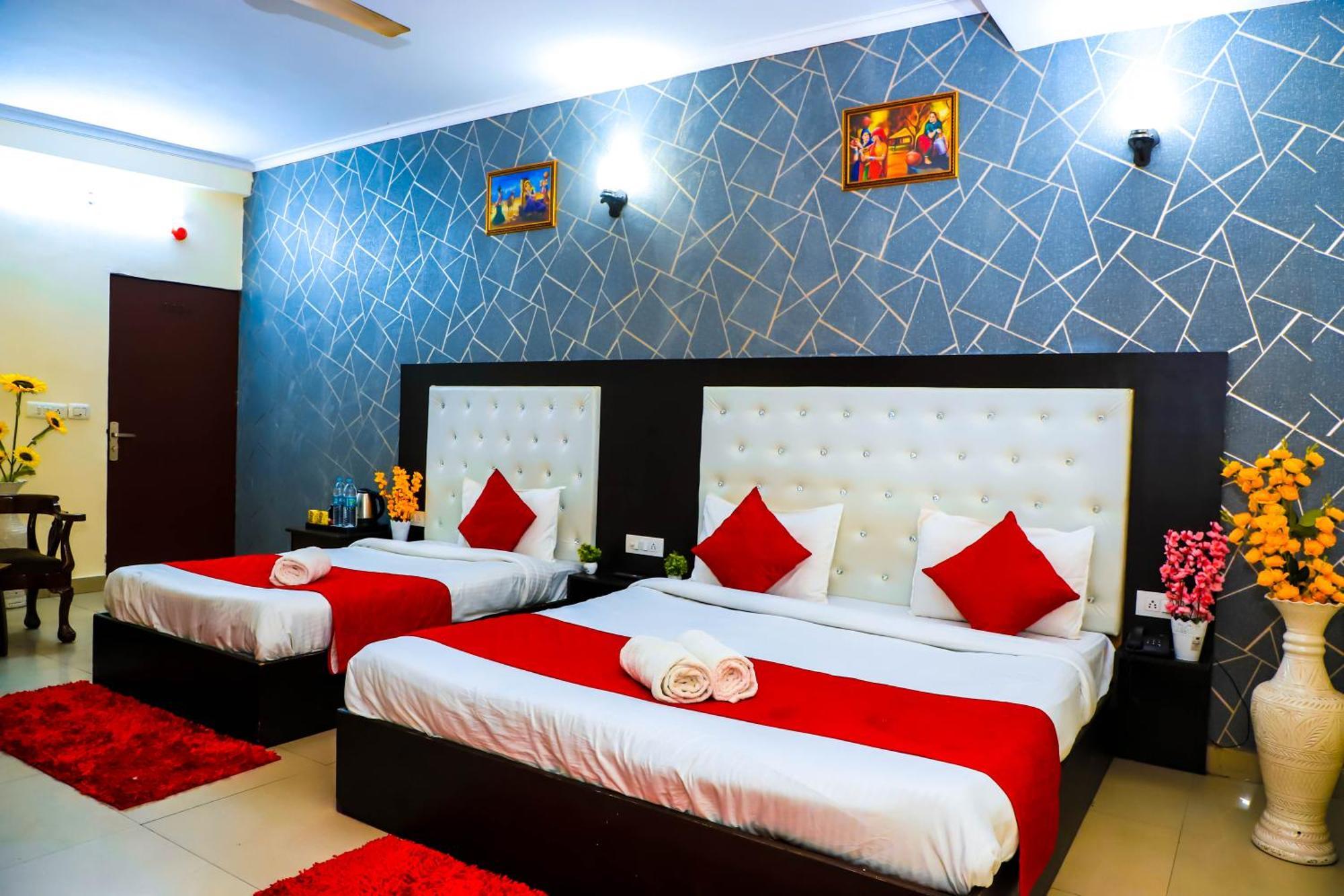 ניו דלהי Hotel Global Inn By Quality Inn מראה חיצוני תמונה